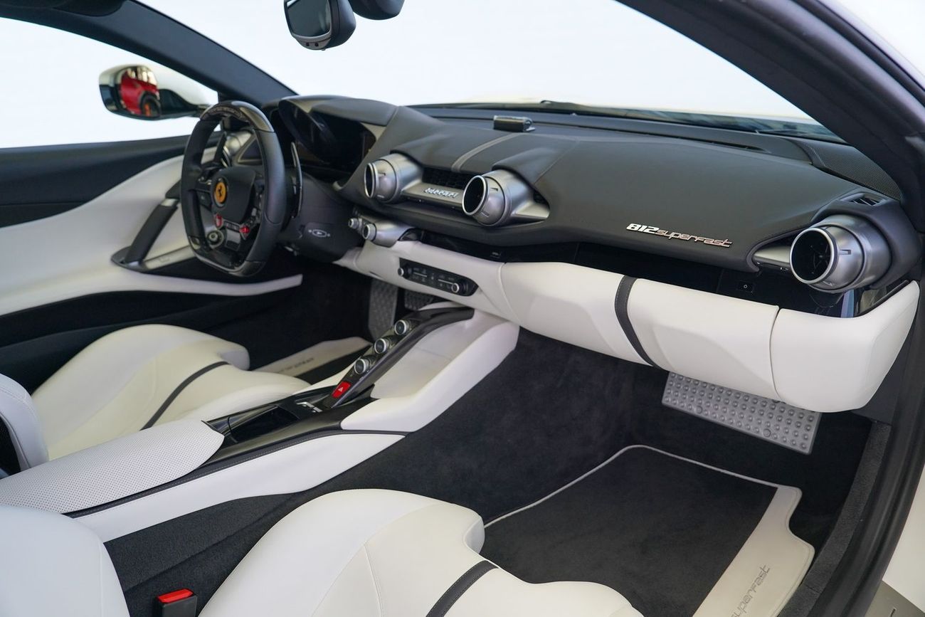 فيراري 812  سوبرفاست