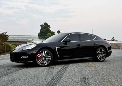 Porsche Panamera TURBO