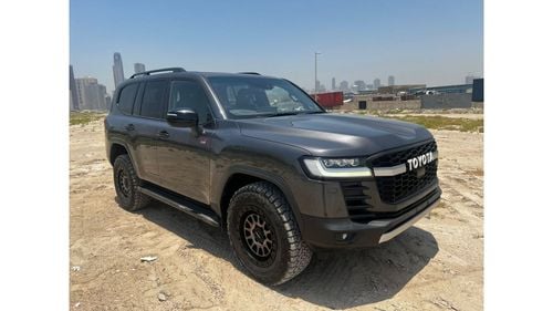 تويوتا لاند كروزر Gr Sport