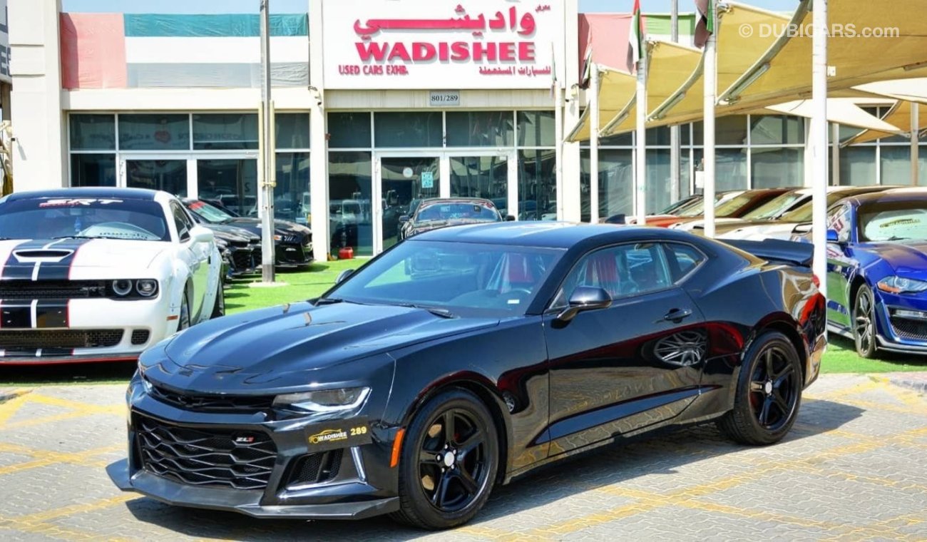 شيفروليه كامارو SOLD!!!!!!Camaro RS V6 3.6L 2021/ ZL1 Kit/ Leather Interior/ Low Miles/ Very Good Condition