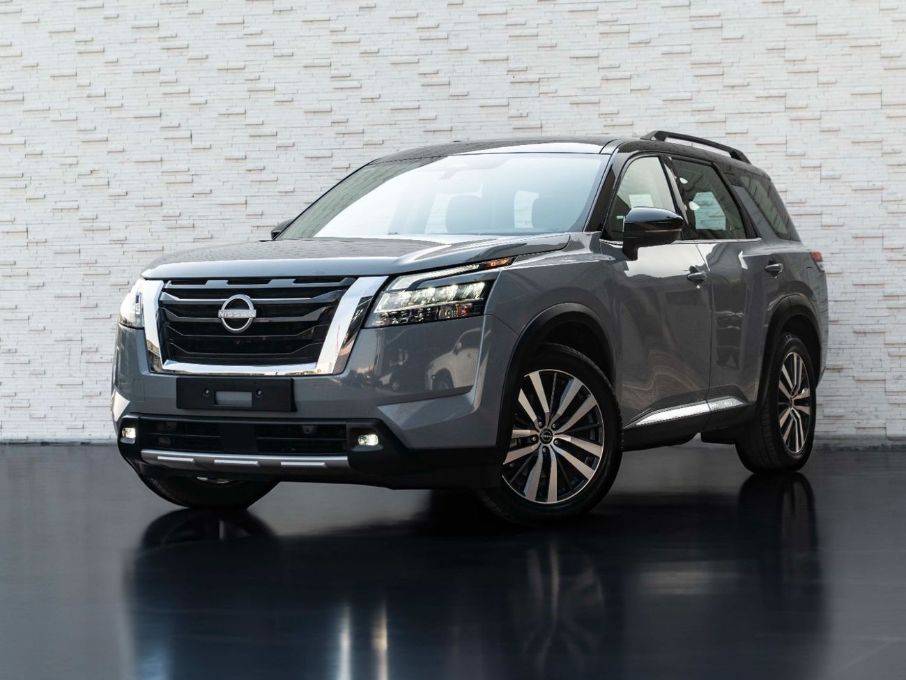 Nissan Pathfinder SL 3.5L (5 Seater)