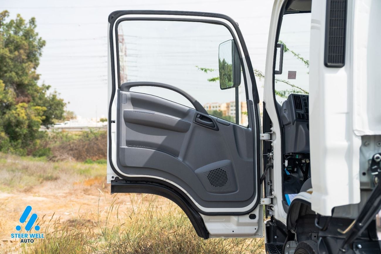 إيسوزو NQR 2025 Bare Chassis | GCC Specs | 0 KM |7 Ton | Brand New Condition