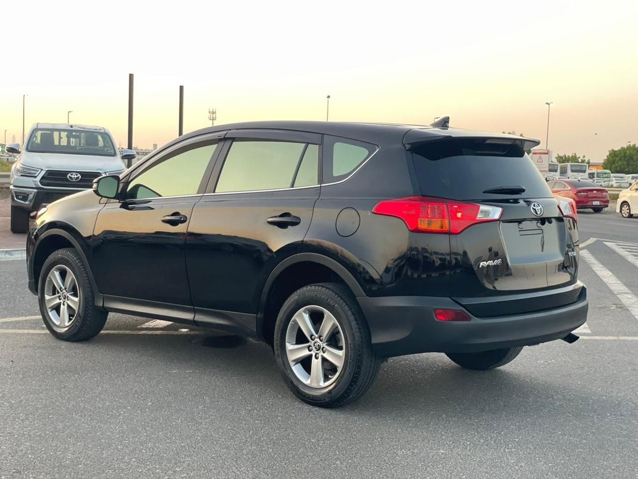 Toyota RAV4 2014 Toyota Rav4 Japanese Specs - 2.0L V4 - AWD 4x4 - Push Start Electric Seats With Sensors MidOpti