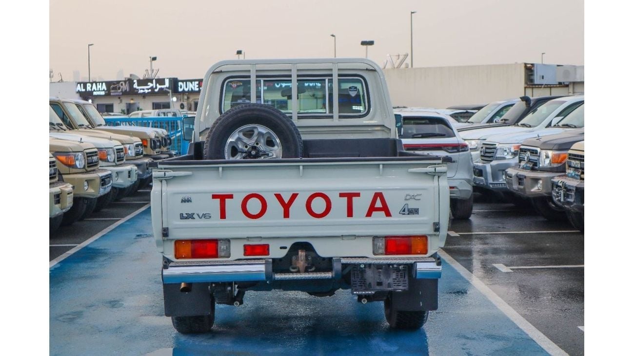 تويوتا لاند كروزر بيك آب مقصورة فردية Std