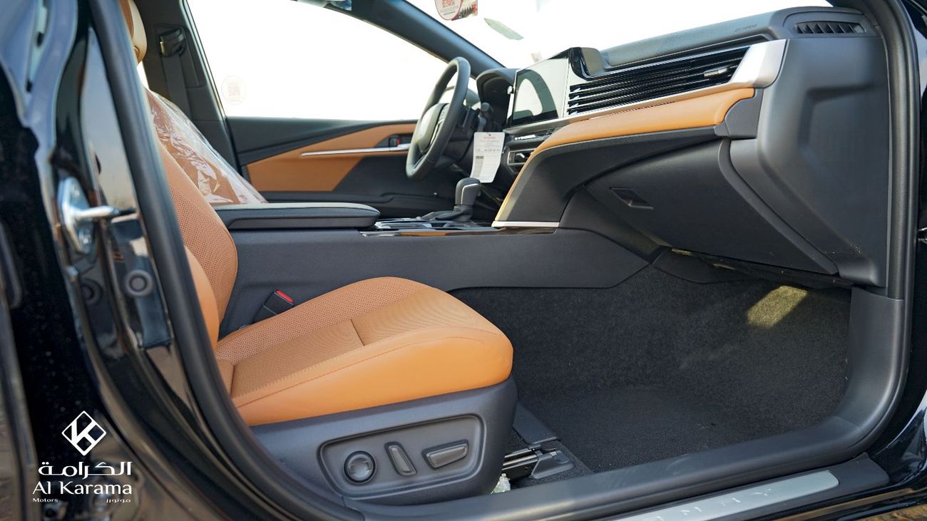 Toyota Camry Lumiere, 2.5L Hybrid with Seat Memory & Ventilation, Radar, 360 Camera