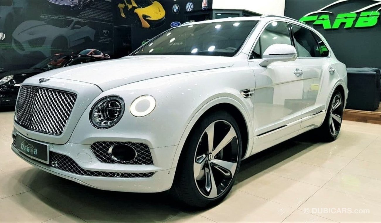 Bentley Bentayga BENTLEY BENTAYGA 2017 MODEL GCC CAR WITH A VERY LOW KILOMETER ONLY 37,000 KM ONLY FOR 559K AED