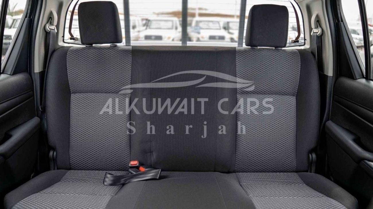 تويوتا هيلوكس GL TOYOTA HILUX DC 2.4D MT 4X4 P.WINDOW 2025