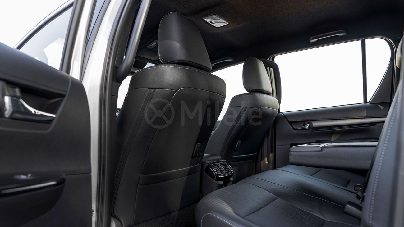 Toyota Hilux TOYOTA HILUX DC MHEV | 2-YEAR WARRANTY + SERVICE AVAILABLE | IN-HOUSE FINANCING | 0% DOWNPAYMENT (BA