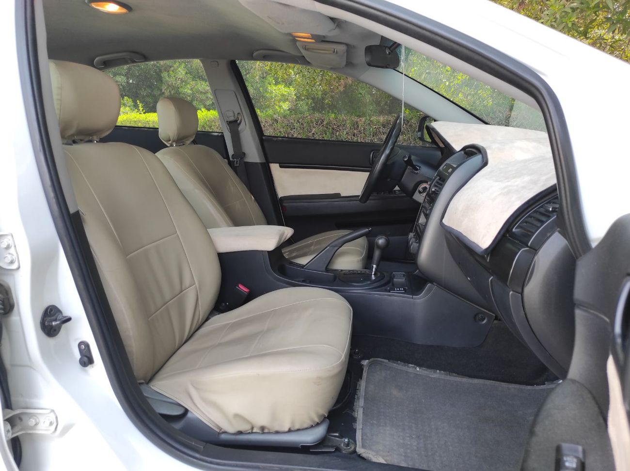 Mitsubishi Galant GLS 2.4L Mitsubishi Gallant 2011 Gcc V4 full automatic