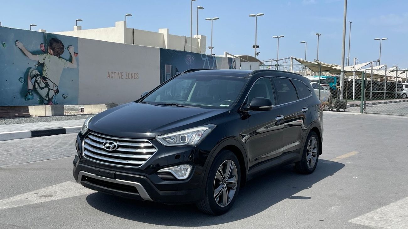 Hyundai Grand Santa Fe GLS Top 3.3L GCC Top 3.3L