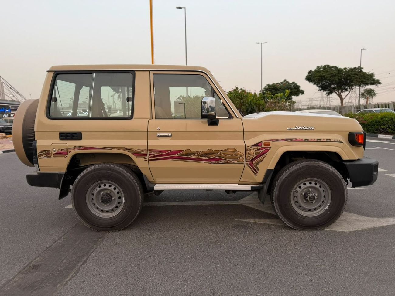 Toyota Land Cruiser 70 HT S- DLX