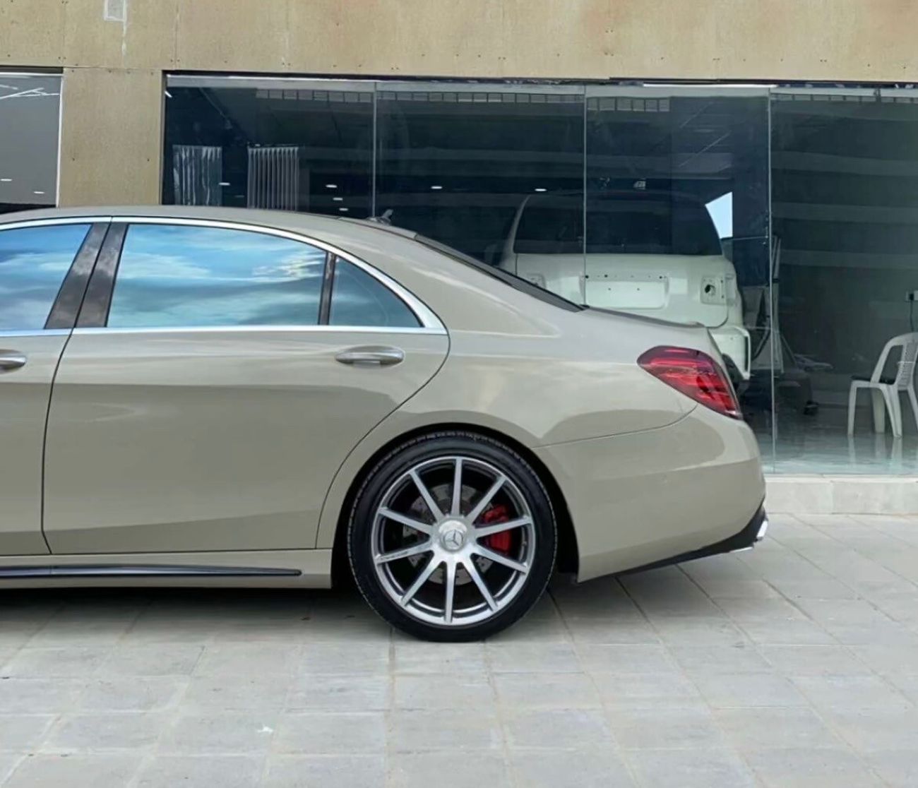 Mercedes-Benz S 500
