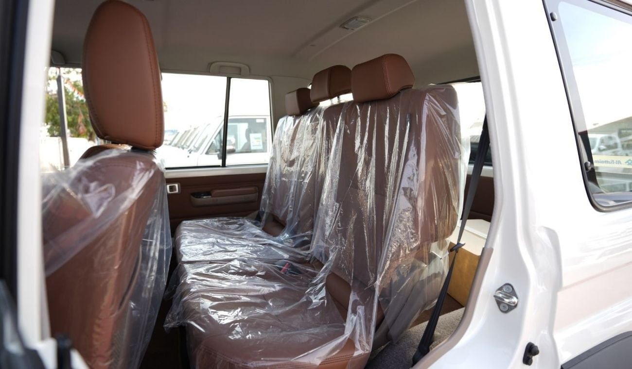 Toyota Land Cruiser 70 TOYOTA LC76 5DOORS PETROL 4.0L A/T MODEL 2025 40TH ANNIVERSARY FULL OPTION