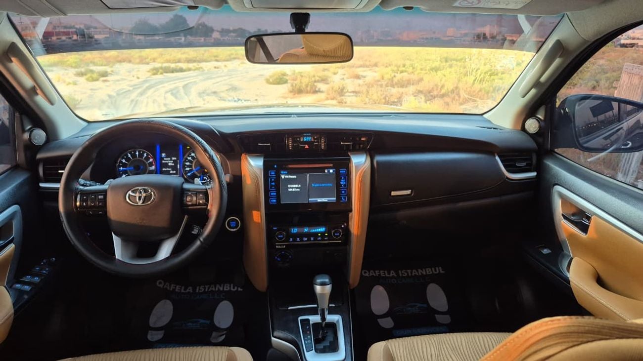 Toyota Fortuner GXR 4.0L (278 HP)