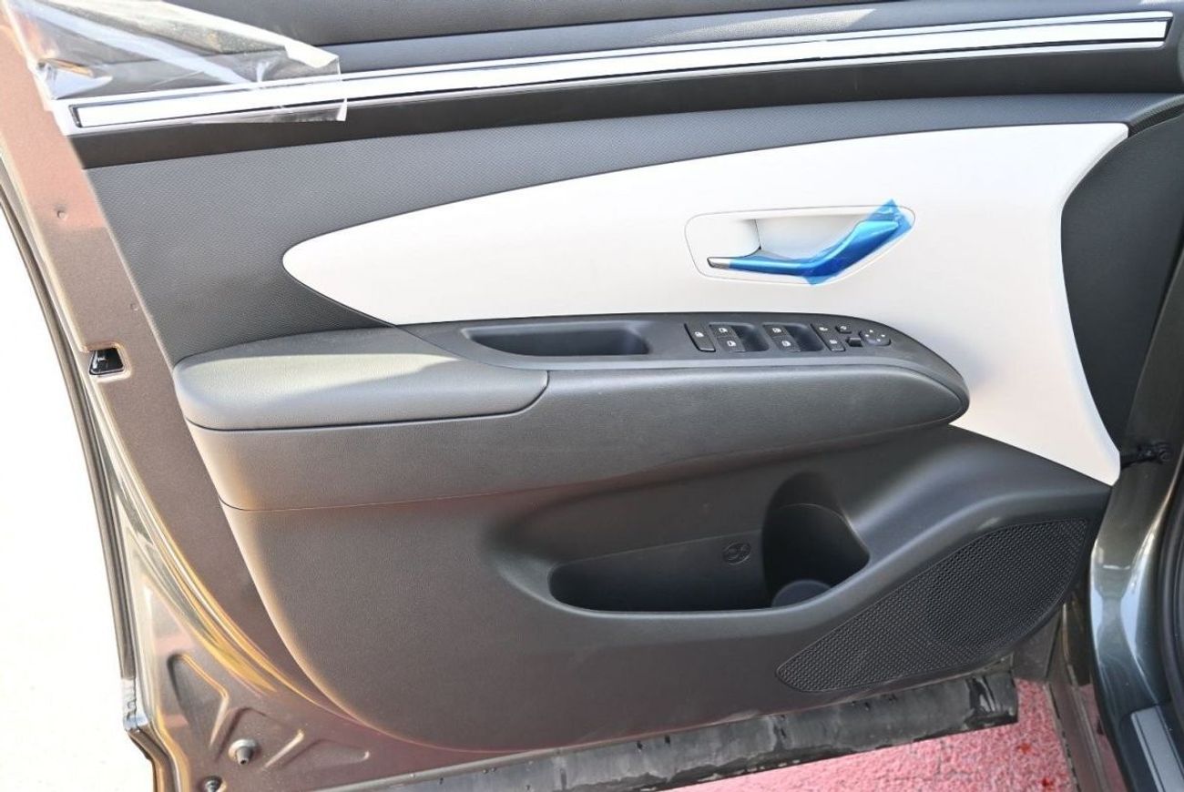 Hyundai Tucson Hyundai Tucson 1.6L Petrol, SUV, FWD, 5 Doors, Cruise Control, Panoramic Roof, Front Electric Seats,