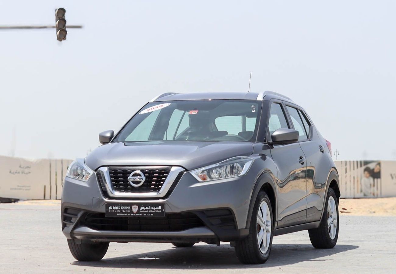 نيسان كيكس S 1.6L Nissan kicks 1.6 L 2019 GCC accident free in excellent condition 670 P.M.