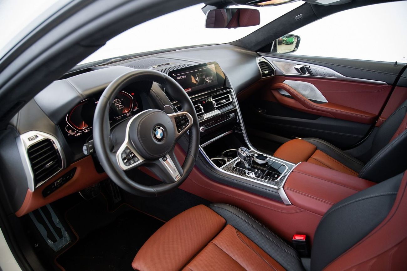 بي أم دبليو M850i