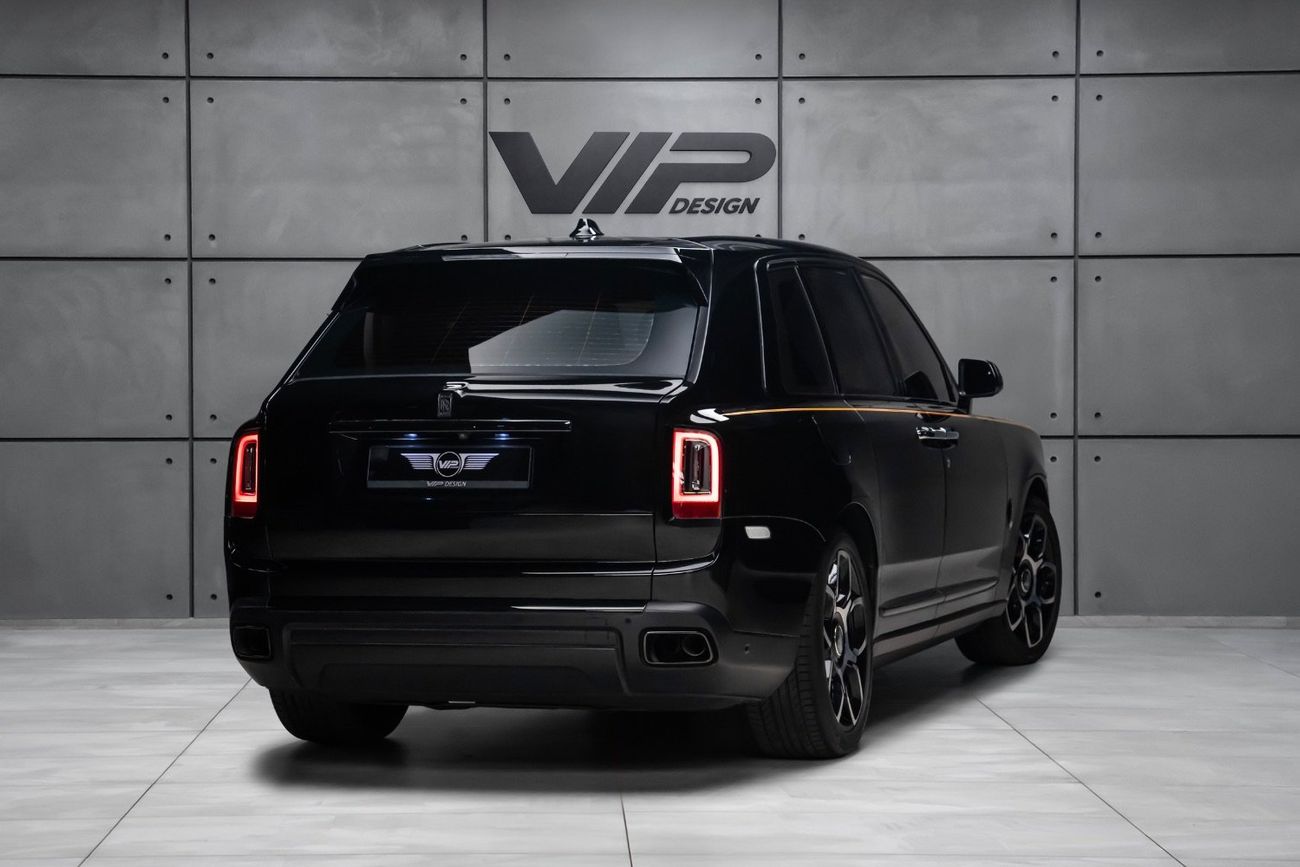 رولز رويس كولينان BLACK BADGE