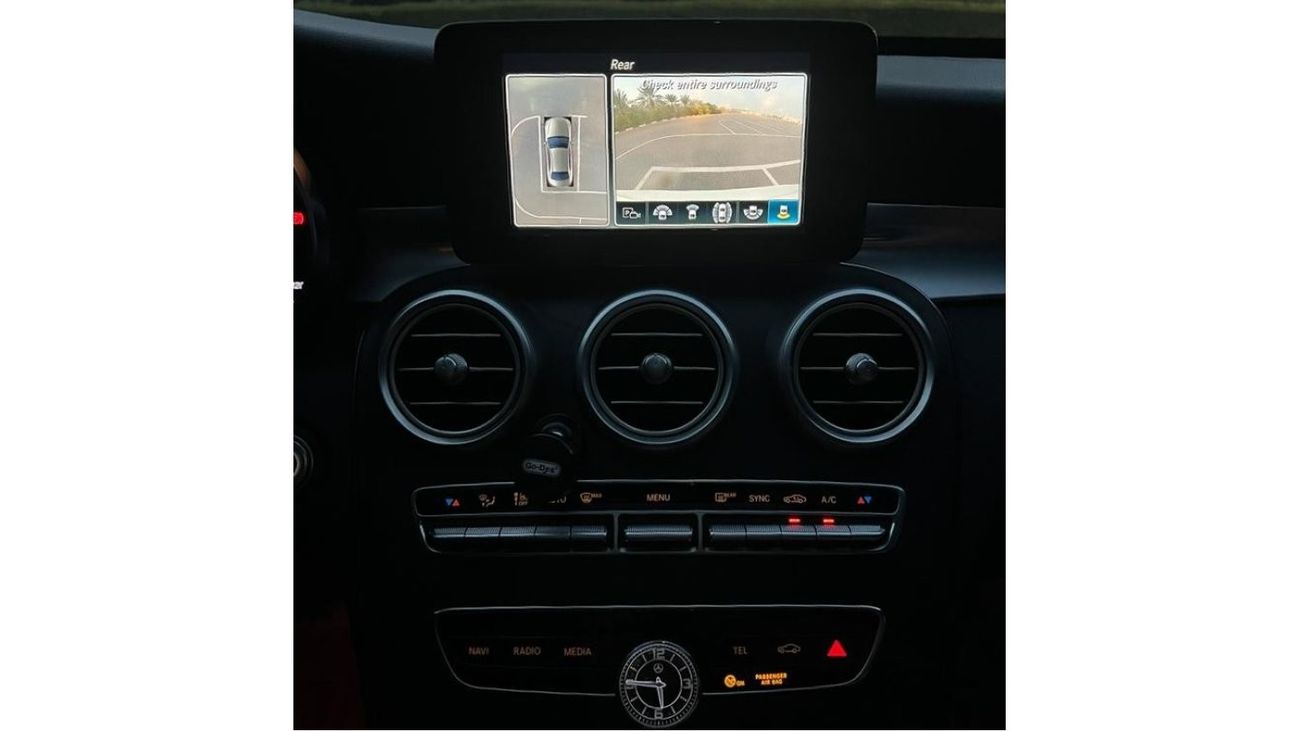 Mercedes-Benz C 200 AMG Pack Mercedes-Benz C200 AMG  Model 2019 Gcc specs