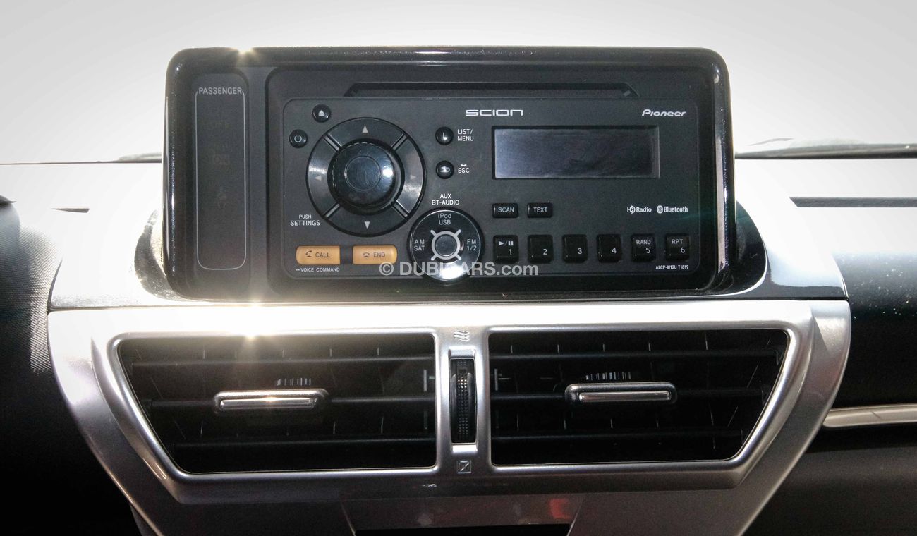 تويوتا آي كيو