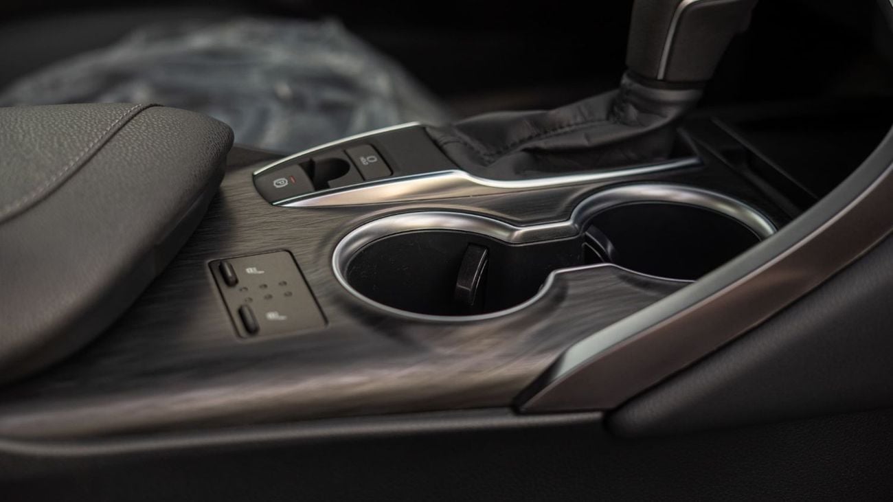 Toyota Camry XLE 2.5L XLE Executive 2.5L Petrol [FOR EXPORT TO AFRICA ONLY]