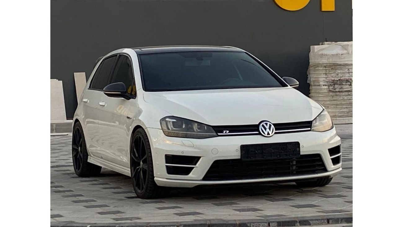 فولكس واجن جولف ار