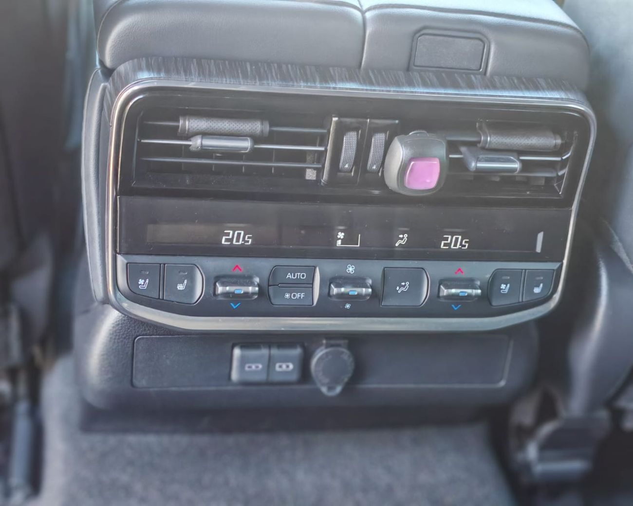 Toyota Land Cruiser GXR4 3.3L