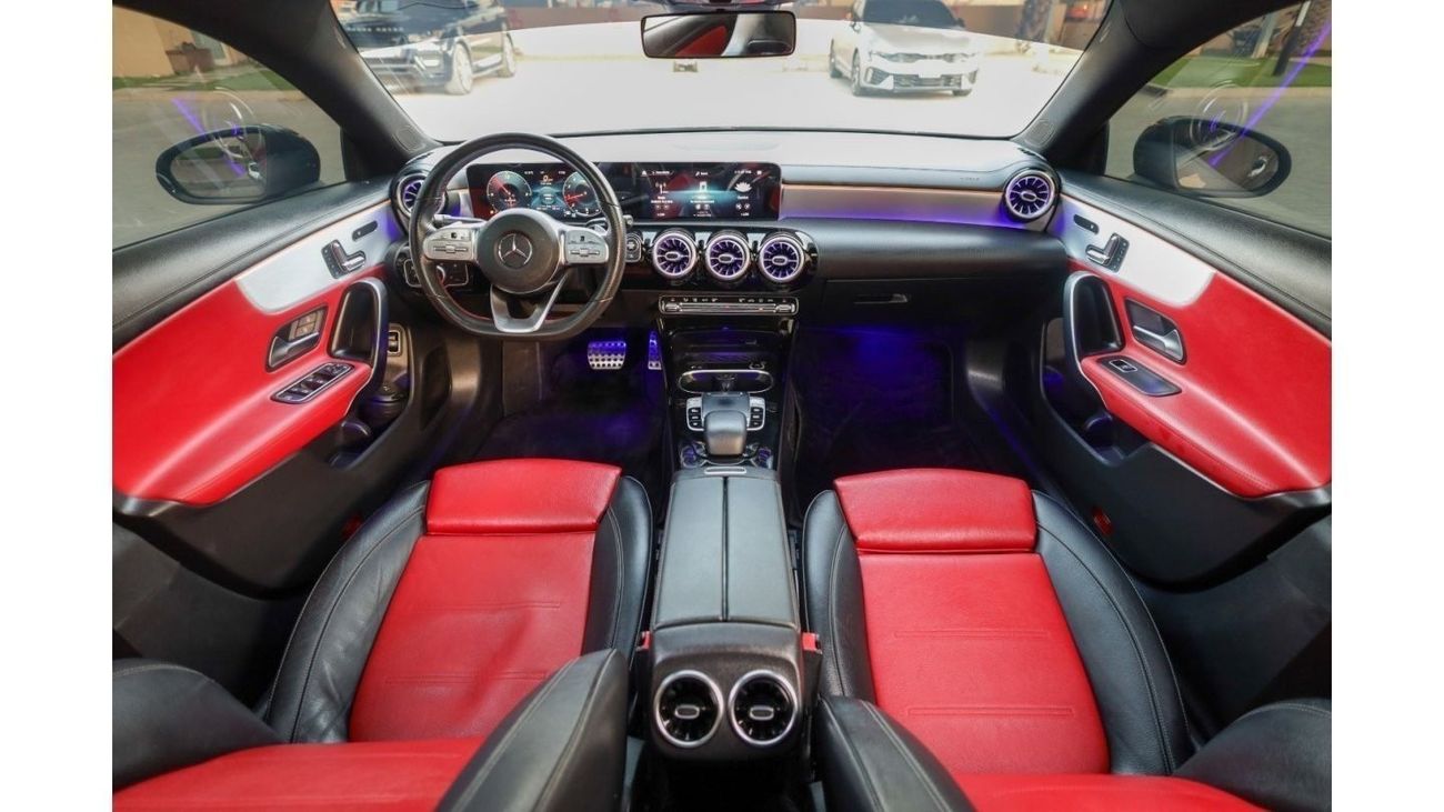 مرسيدس بنز CLA 250 بريميوم +