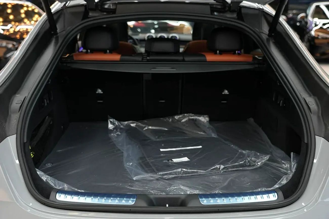 مرسيدس بنز GLC كوبيه 200 GLC 200 Coupe | GCC km | Agency Warranty | Premium Plus