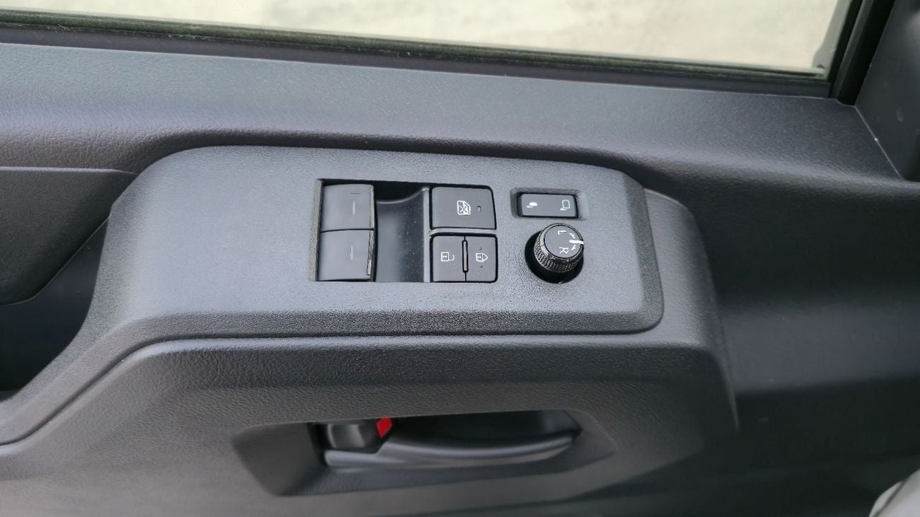 تويوتا هاياس TOYOTA HIACE HIGHROOF A/T 3.5L GASOLINE 13 SEATER