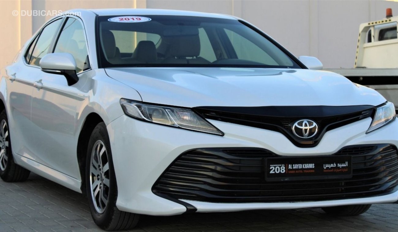 Toyota Camry S S S Toyota Camry 2019 in excellent condition without accidents