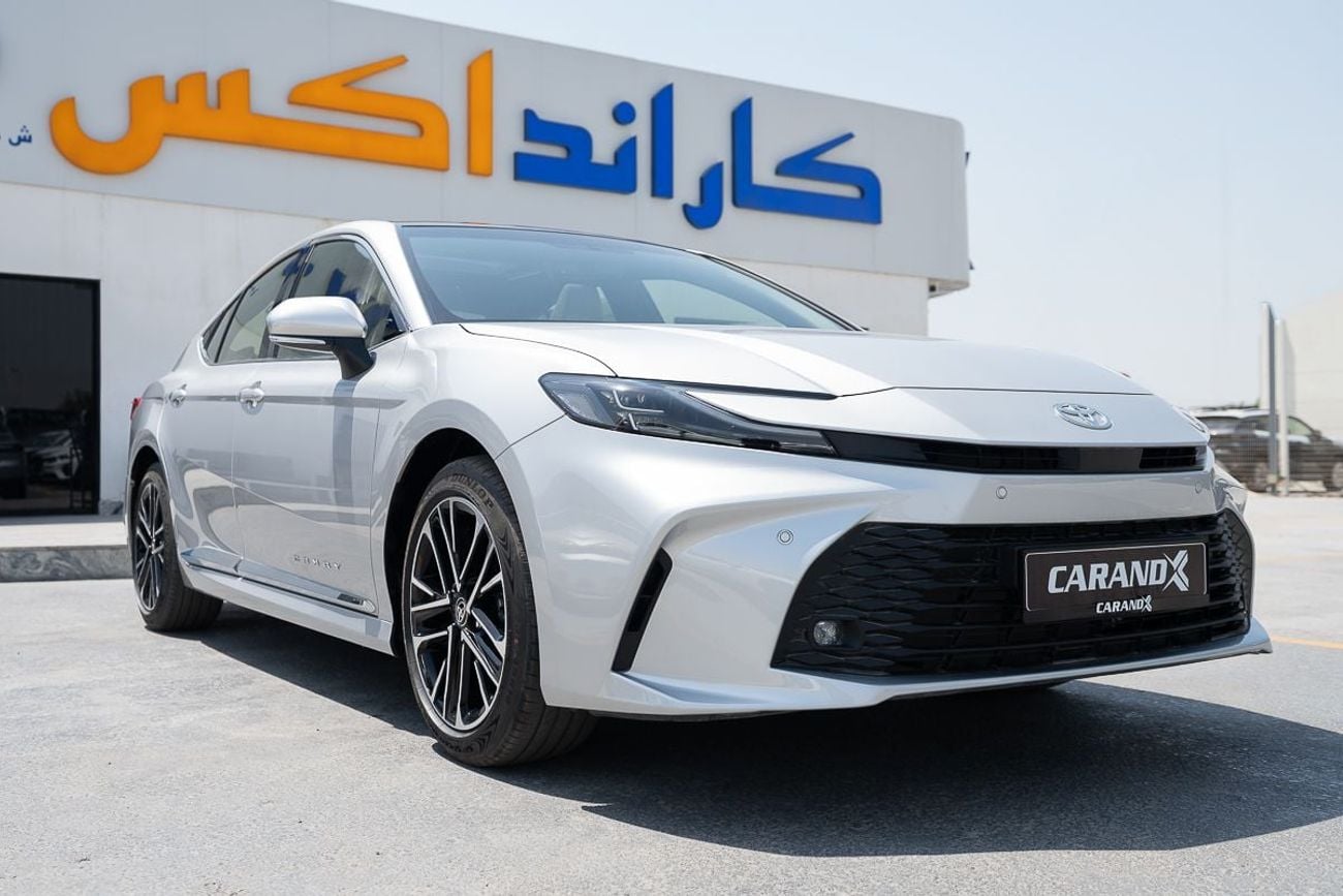 Toyota Camry LE Hybrid 2.5L 2026