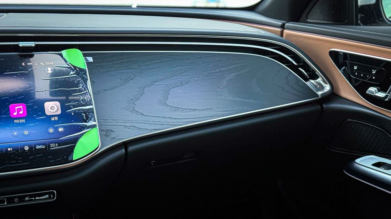 مرسيدس بنز E200 2.0L