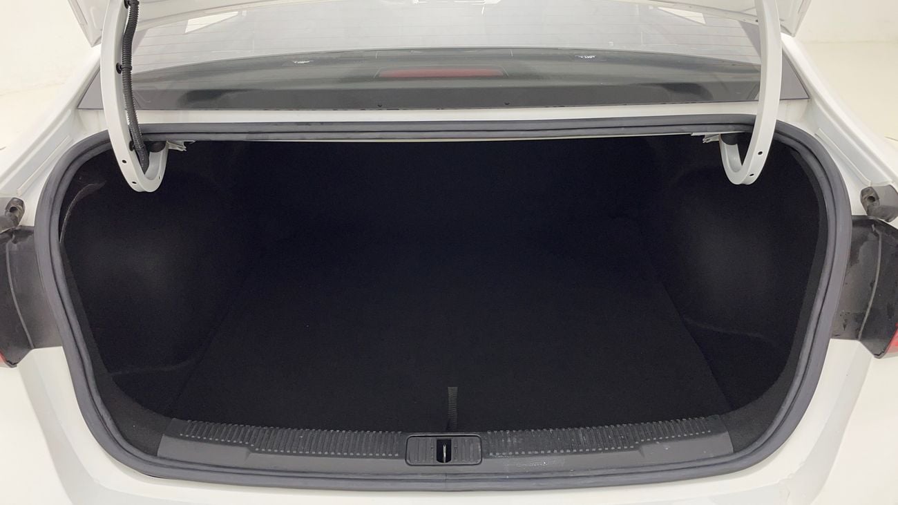 أم جي 5 STD 1.5 | بدون دفعة مقدمة | اختبار القيادة في المنزل