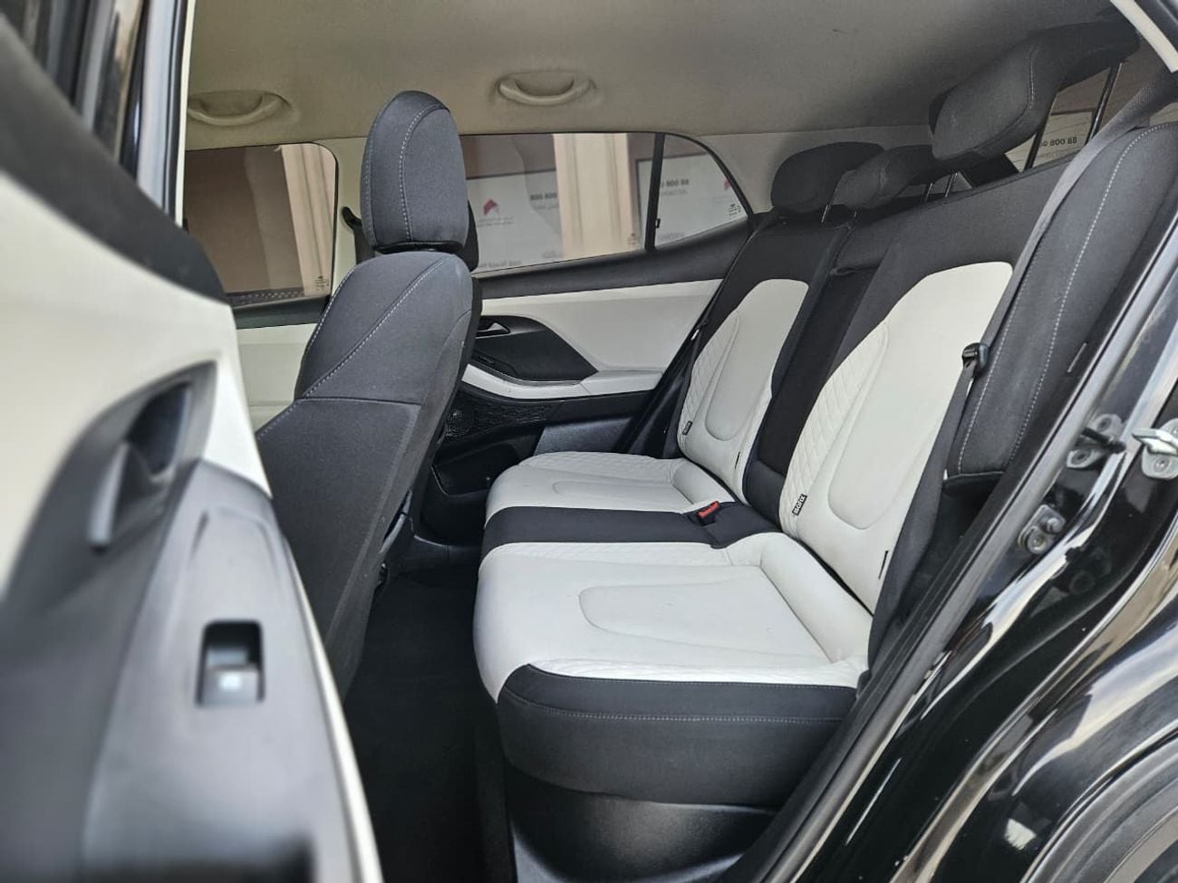 Hyundai Creta Comfort 1.5L LHD V4 Petrol Engine Automatic Gear 2WD 5 Seats 5 Doors