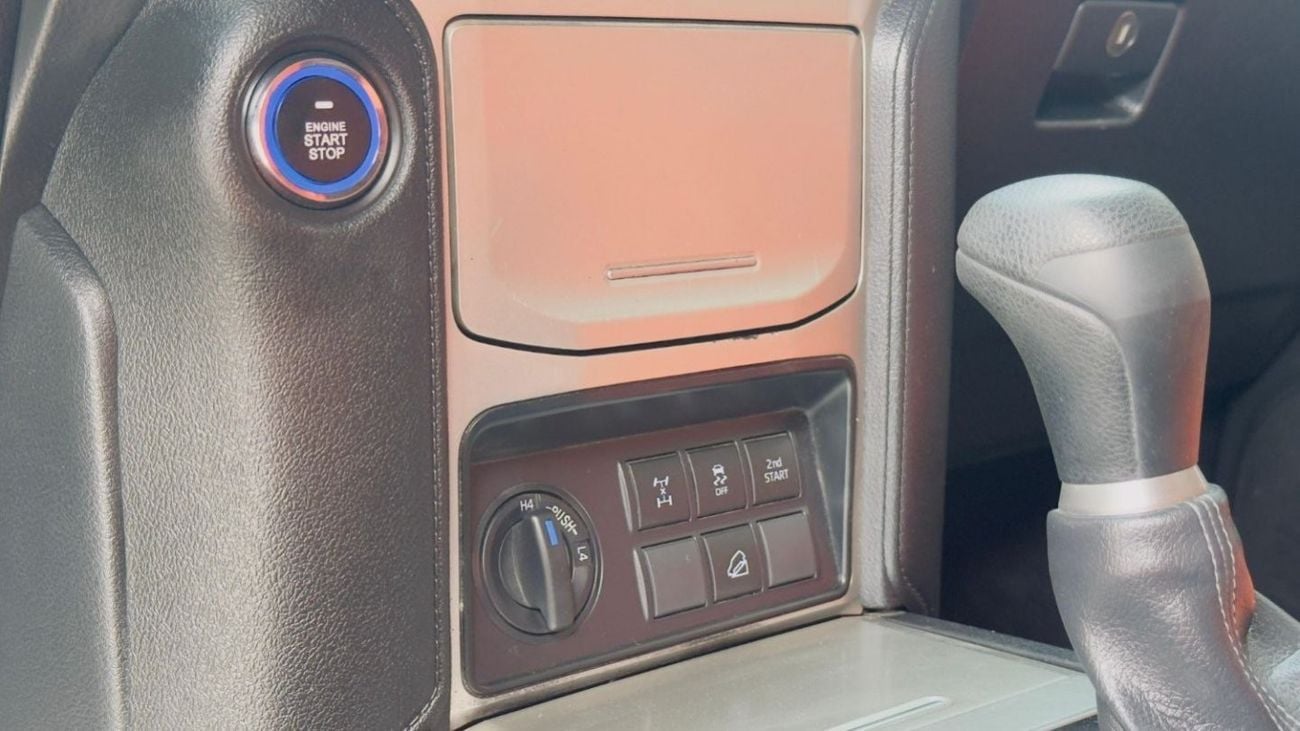 Toyota Prado HEAVY MODIFICATION | PREMIUM ROOF RACK WITH LADDER | 3.0L DIESEL | LHD | 2020