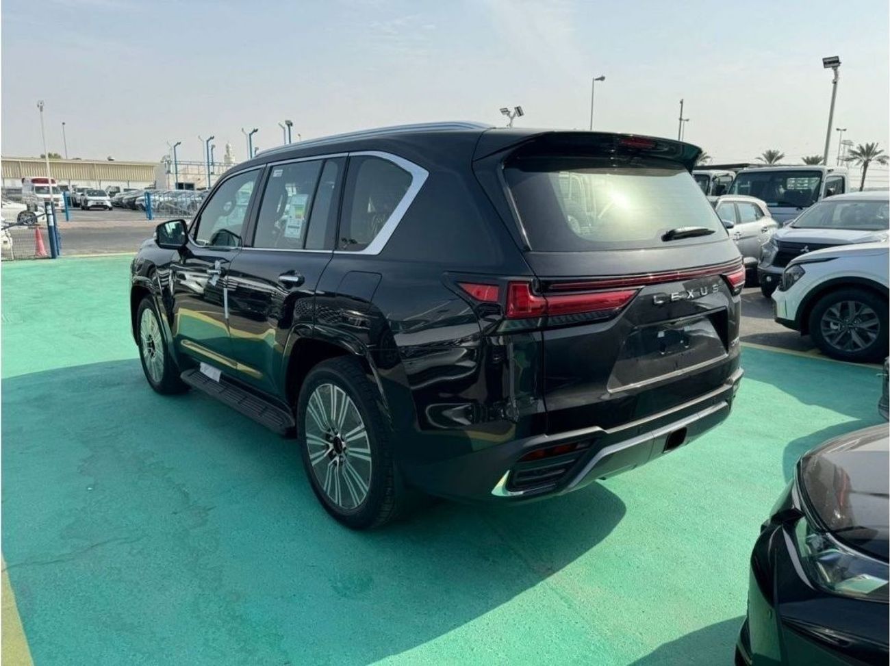 Lexus LX 600 2024 LEXUS LX 600 3.5L SUV PETROL AUTOMATIC ZERO KM