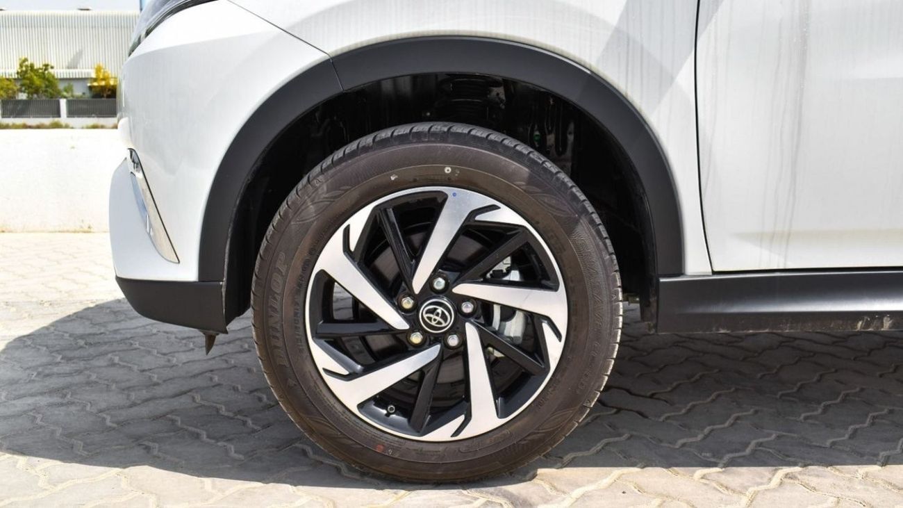 Toyota Rush 2023 Toyota Rush 1.5 G - White inside Black | Export Only