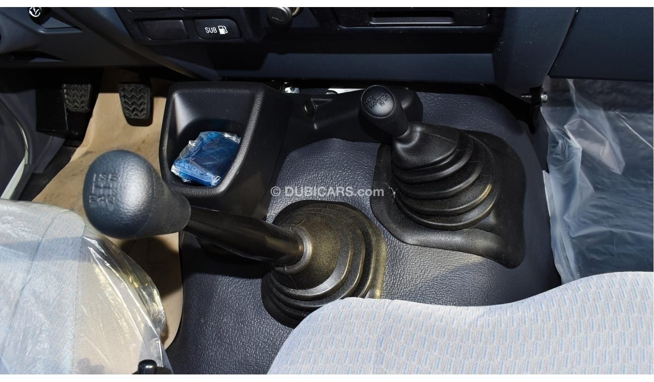Toyota Land Cruiser Pick Up SC 4.2L Diesel V6 Single Cabin