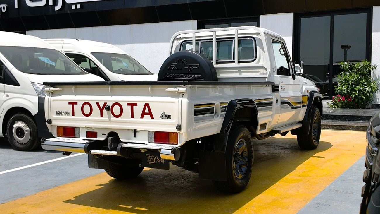 Toyota Land Cruiser Pick Up TOYOTA LC 70 LX V6 70th Anniversary