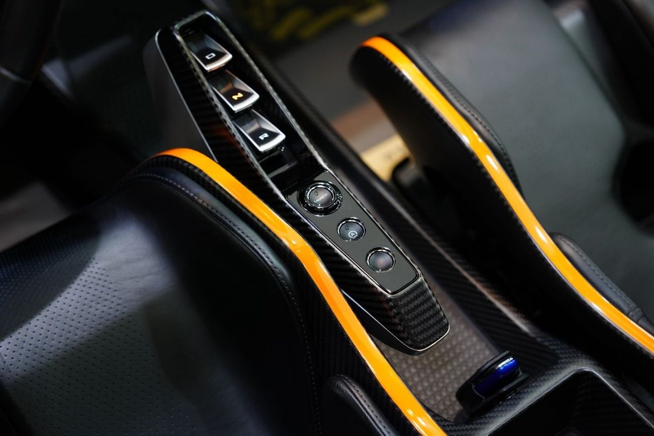 McLaren Senna STC 2019 McLaren Senna, 1 of 500, Full Carbon Package, GCC Specs!!