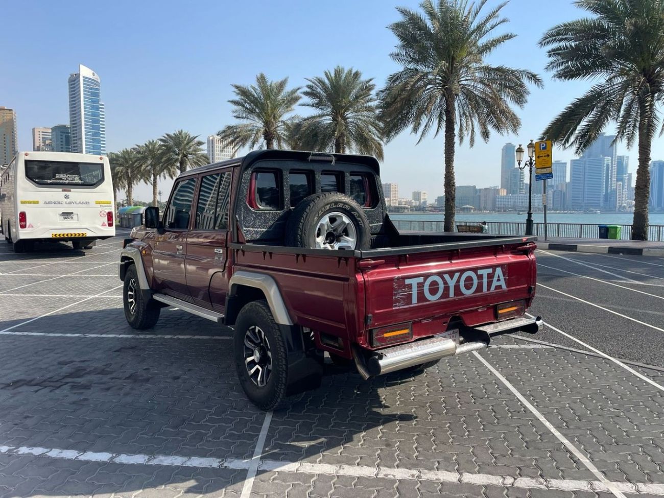 Toyota Land Cruiser Pick Up Diesel ,4,5 Liter ,Right Hand Drive ,2024 Shape