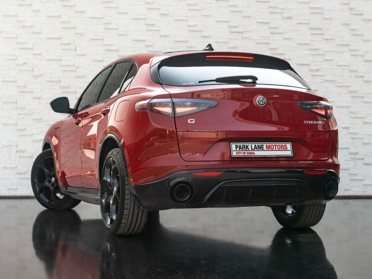 ألفا روميو ستيلفيو Veloce