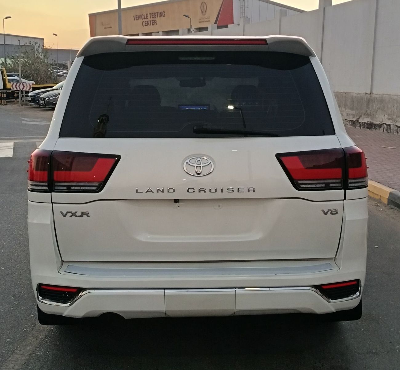 تويوتا لاند كروزر