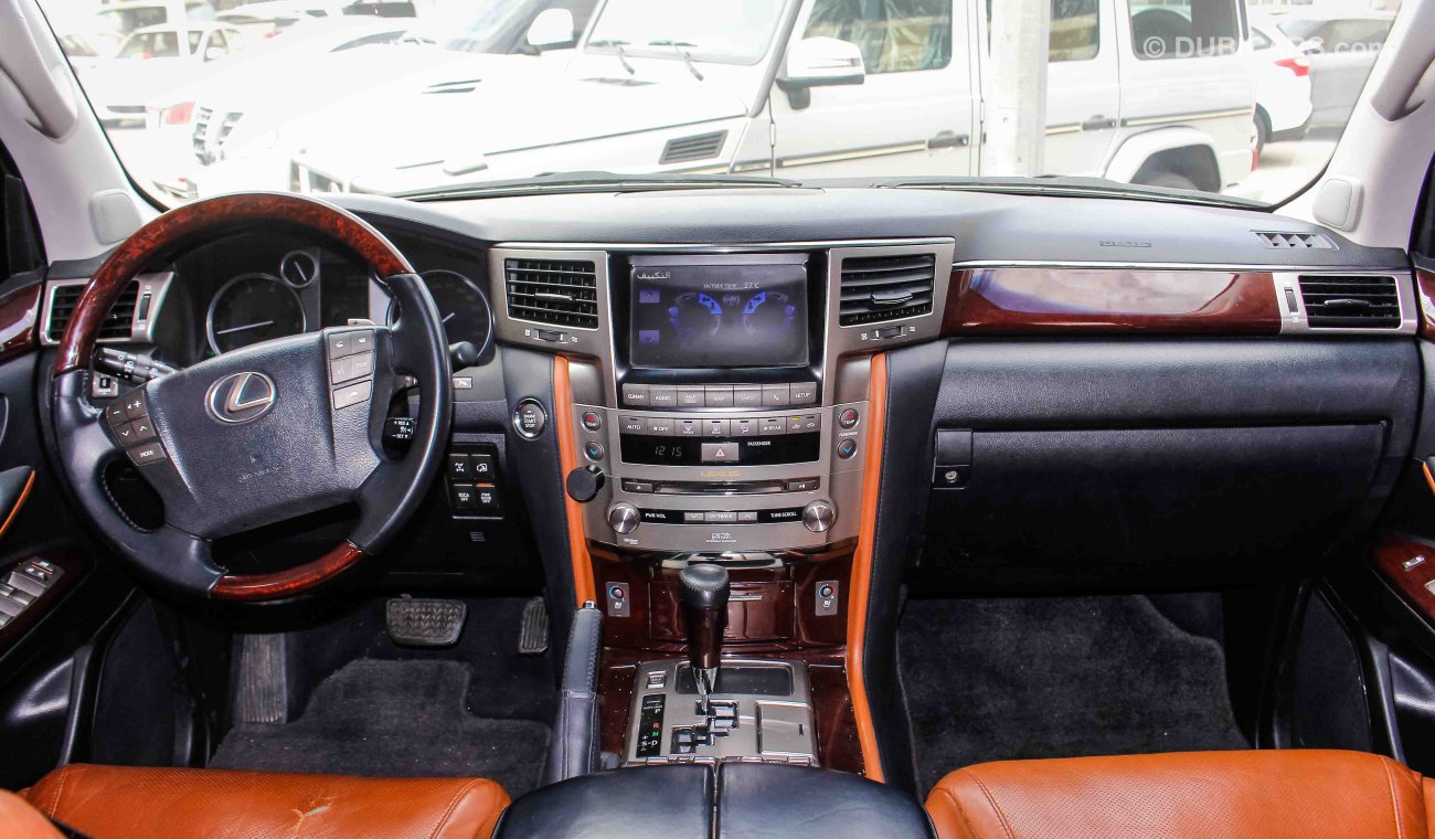 Lexus LX570