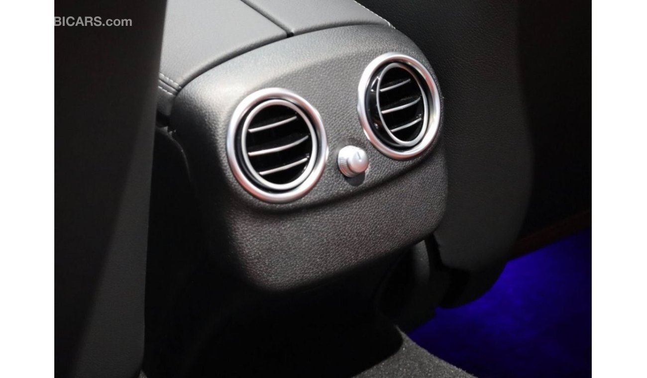 Mercedes-Benz C 200 | AMG | CONVERTIBLE | UNDER WARRANTY | GCC SPECS