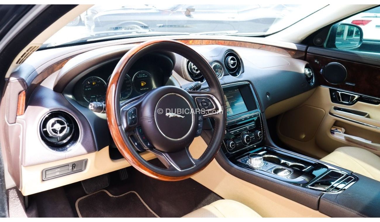 جاكوار XJ جاكوار اكس جي ال ٢٠١٥