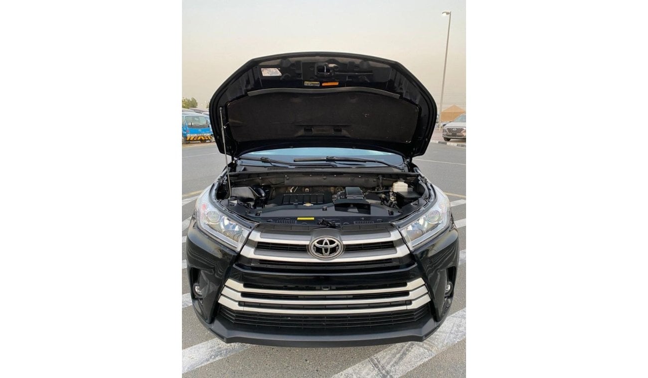 Toyota Highlander Toyota Highlander XLE FULL OPTION