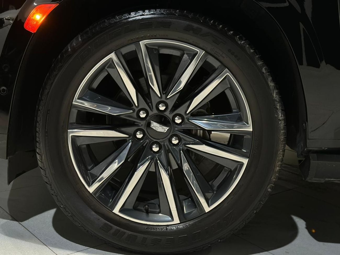 كاديلاك إسكالاد Sport Platinum 6.2L 4WD