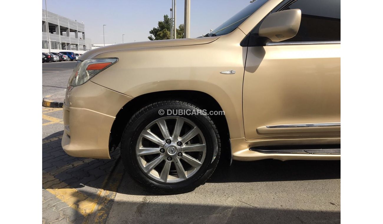 Lexus LX 570 we offer : * Car finance services on banks * Extended warranty * Registration / export services